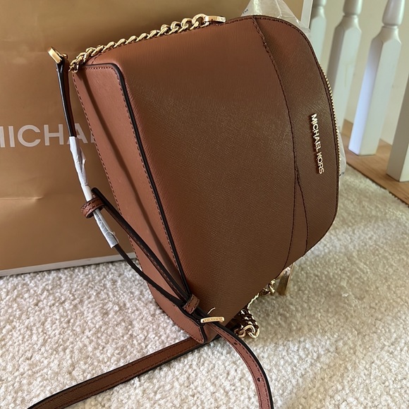 MICHAEL KORS JET SET TRAVEL CROSSBODY DOME LEATHER 9x7 - Picture 5 of 9